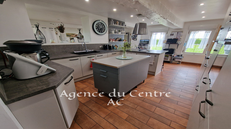 Ma-Cabane - Vente Maison Criquebeuf-en-Caux, 210 m²