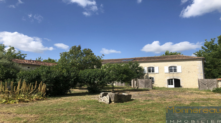 Ma-Cabane - Vente Maison Criteuil-la-Magdeleine, 230 m²