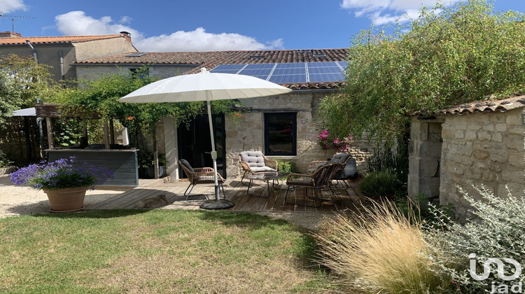 Ma-Cabane - Vente Maison Croix-Chapeau, 200 m²