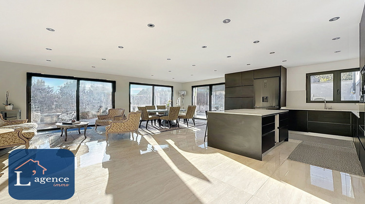 Ma-Cabane - Vente Maison Crozet, 201 m²