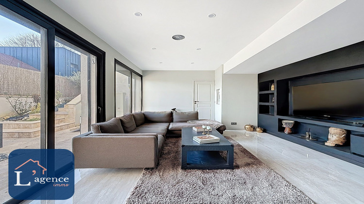 Ma-Cabane - Vente Maison Crozet, 201 m²