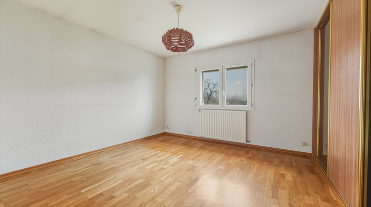Ma-Cabane - Vente Maison CROZET, 100 m²