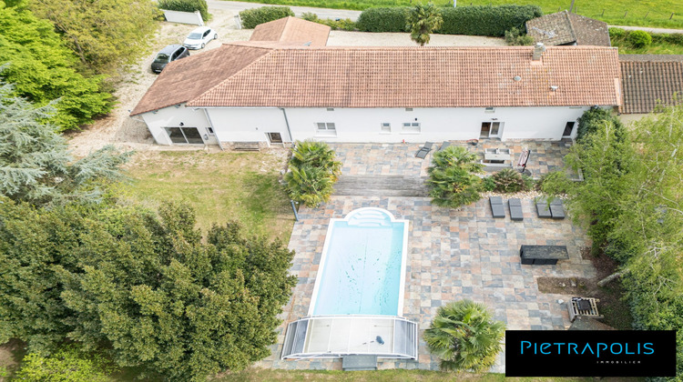 Ma-Cabane - Vente Maison Cruzilles-lès-Mépillat, 268 m²