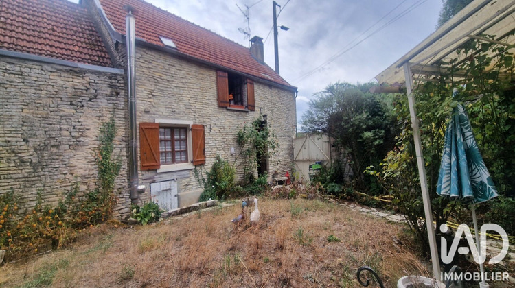 Ma-Cabane - Vente Maison Cruzy-le-Châtel, 63 m²
