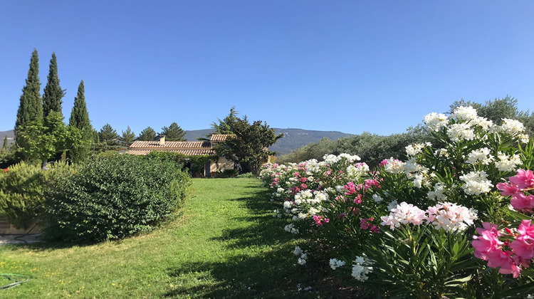 Ma-Cabane - Vente Maison CUCURON, 207 m²