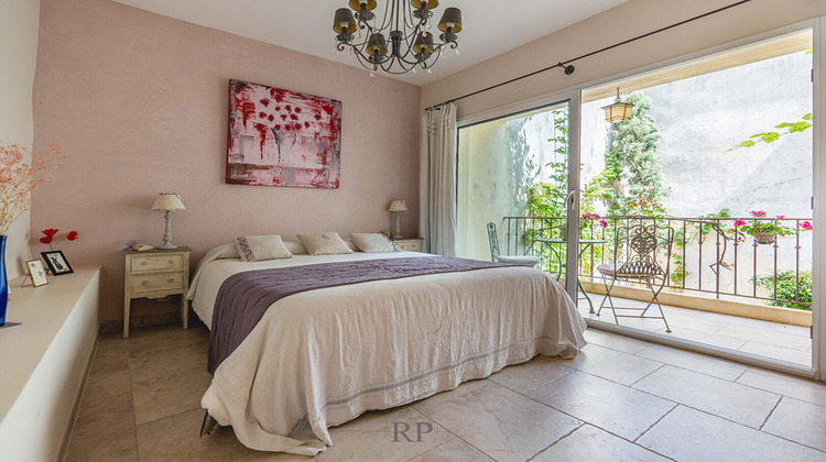 Ma-Cabane - Vente Maison CUCURON, 204 m²