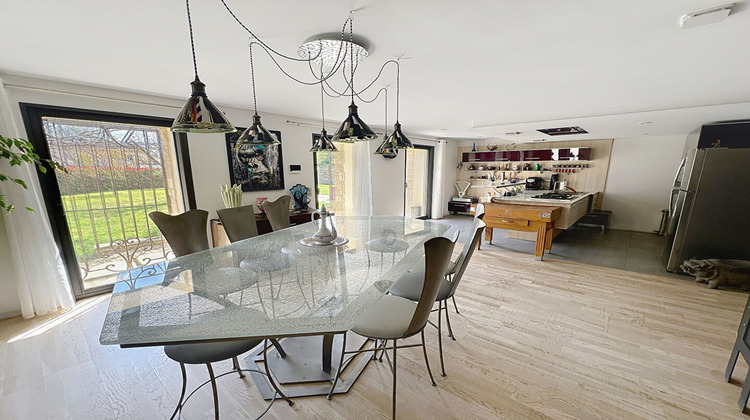 Ma-Cabane - Vente Maison CUCURON, 200 m²