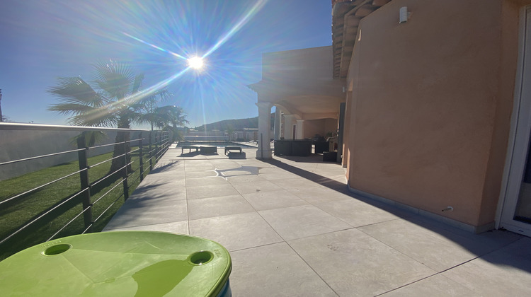 Ma-Cabane - Vente Maison Cuers, 194 m²