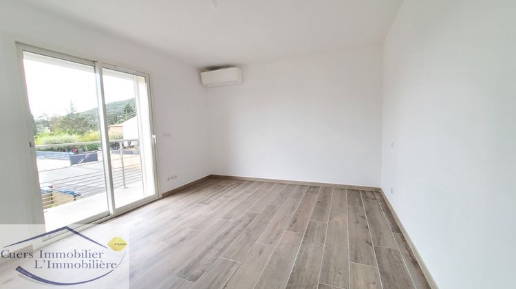 Ma-Cabane - Vente Maison Cuers, 110 m²