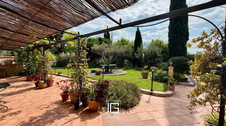 Ma-Cabane - Vente Maison Cuers, 276 m²