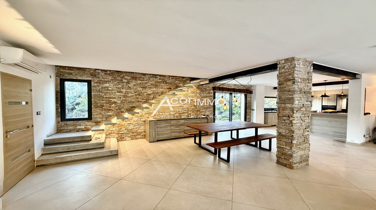 Ma-Cabane - Vente Maison Cuers, 192 m²