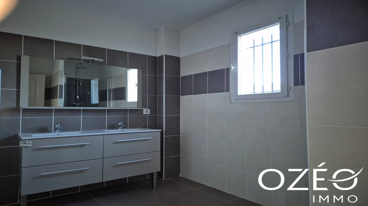 Ma-Cabane - Vente Maison Cuers, 96 m²