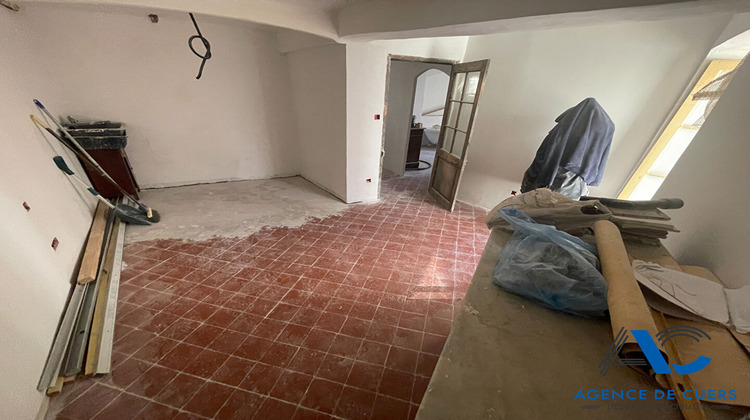 Ma-Cabane - Vente Maison CUERS, 93 m²