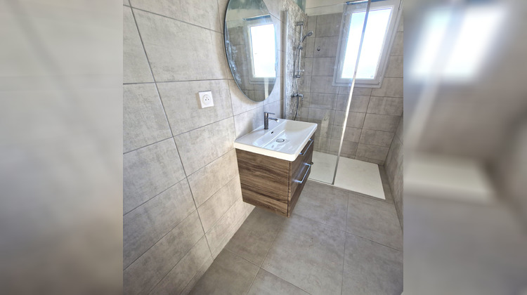 Ma-Cabane - Vente Maison Cuers, 110 m²