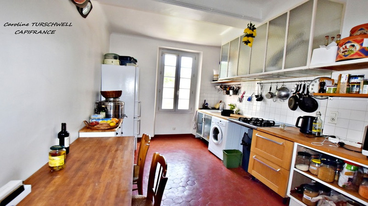 Ma-Cabane - Vente Maison CUERS, 211 m²
