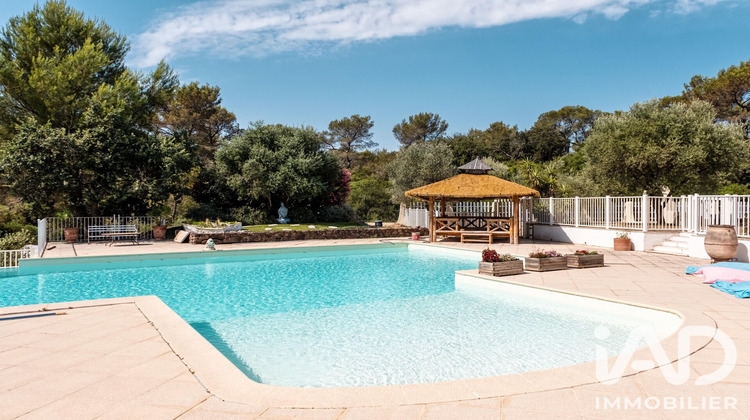 Ma-Cabane - Vente Maison Cuers, 206 m²