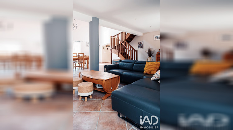 Ma-Cabane - Vente Maison Cuers, 206 m²