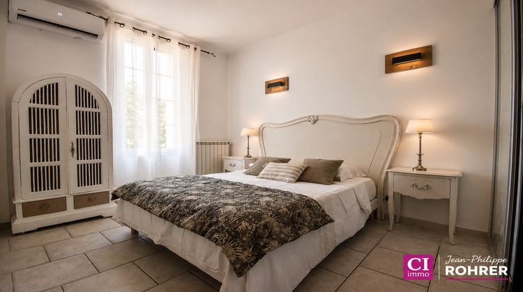 Ma-Cabane - Vente Maison CUERS, 211 m²
