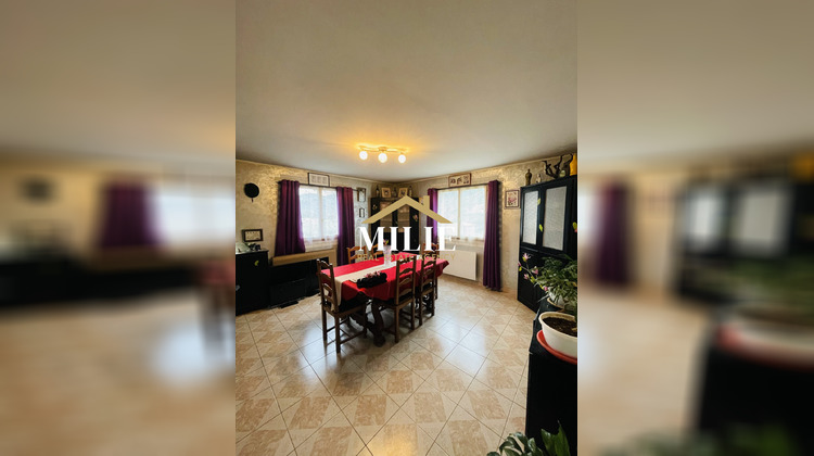 Ma-Cabane - Vente Maison Cuges-les-Pins, 137 m²