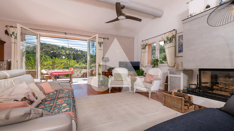 Ma-Cabane - Vente Maison CUGES-LES-PINS, 180 m²