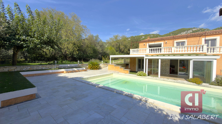 Ma-Cabane - Vente Maison CUGES-LES-PINS, 163 m²