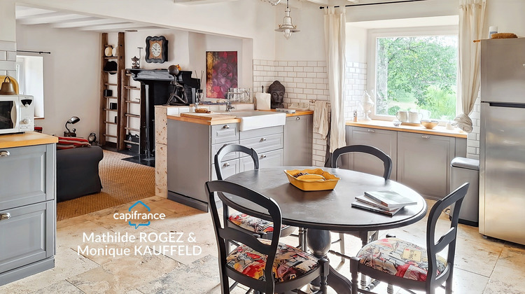 Ma-Cabane - Vente Maison CUNLHAT, 150 m²