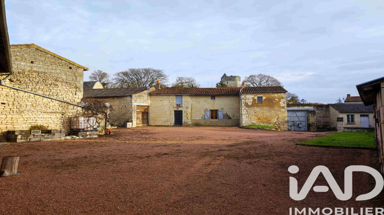 Ma-Cabane - Vente Maison Curçay-sur-Dive, 180 m²