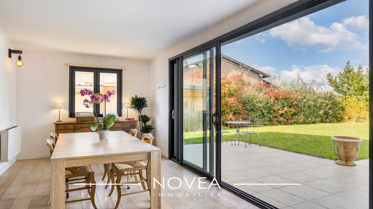 Ma-Cabane - Vente Maison Curis-au-Mont-d'Or, 121 m²