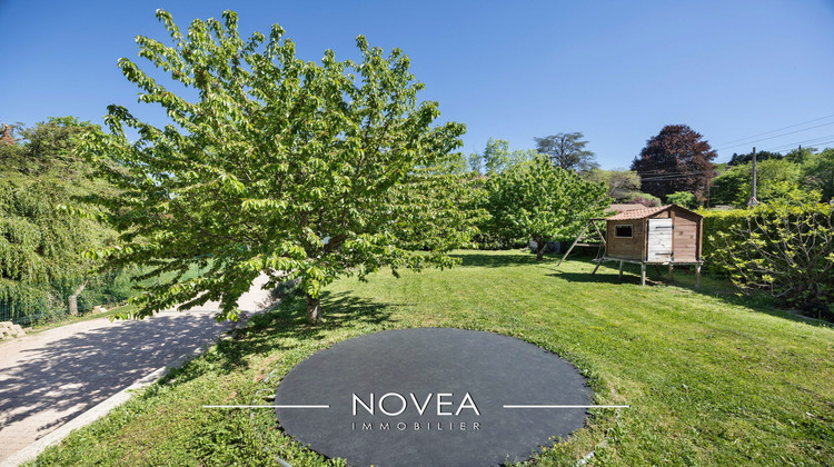 Ma-Cabane - Vente Maison Curis-au-Mont-d'Or, 140 m²