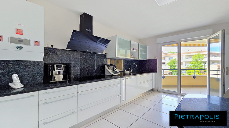 Ma-Cabane - Vente Maison Curis-au-Mont-d'Or, 113 m²