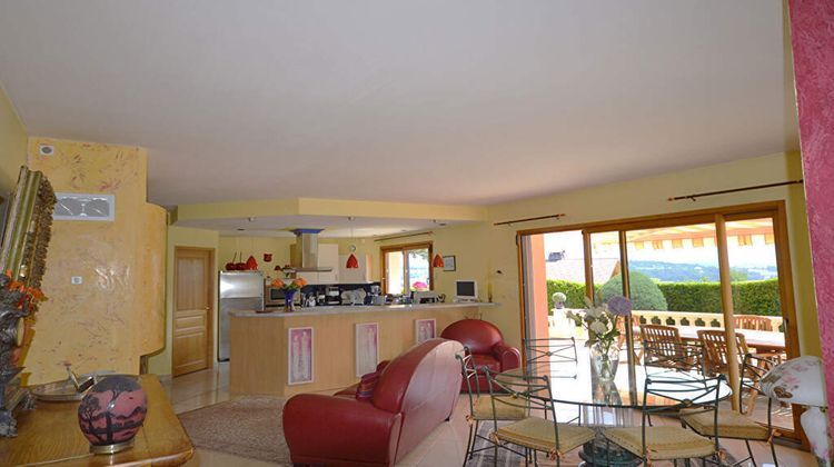 Ma-Cabane - Vente Maison CUVAT, 200 m²