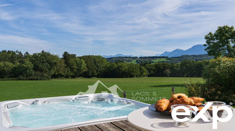 Ma-Cabane - Vente Maison Cuvat, 243 m²