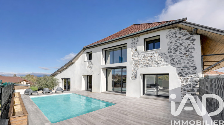 Ma-Cabane - Vente Maison Cuvat, 322 m²
