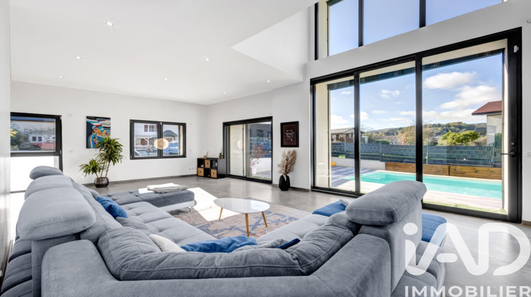 Ma-Cabane - Vente Maison Cuvat, 322 m²