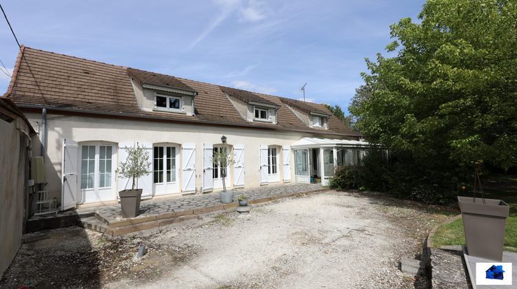 Ma-Cabane - Vente Maison Dammarie-sur-Loing, 163 m²