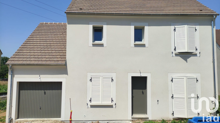 Ma-Cabane - Vente Maison Dammartin-sur-Tigeaux, 105 m²
