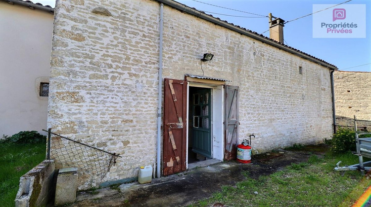 Ma-Cabane - Vente Maison DAMPIERRE SUR BOUTONNE, 68 m²