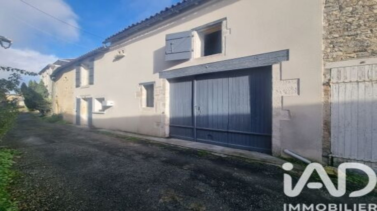 Ma-Cabane - Vente Maison Dampierre-sur-Boutonne, 42 m²