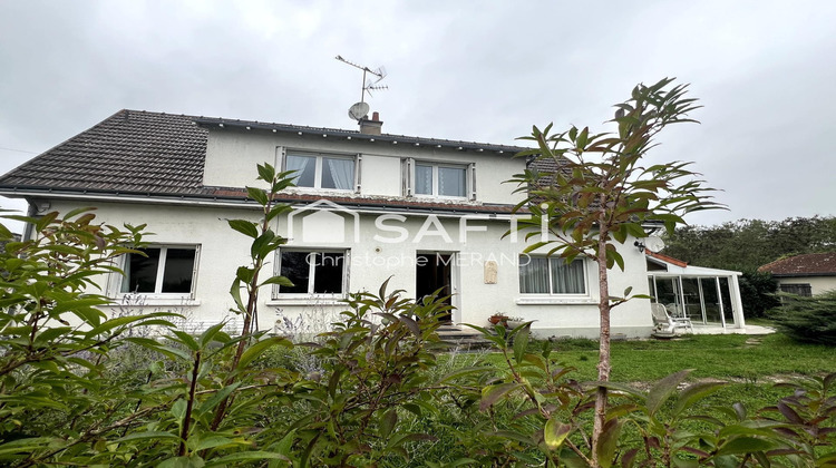 Ma-Cabane - Vente Maison Dange-Saint-Romain, 221 m²
