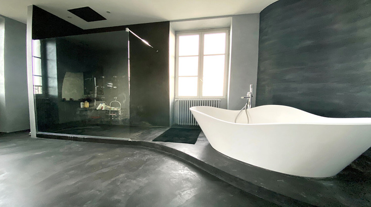 Ma-Cabane - Vente Maison DECINES-CHARPIEU, 570 m²