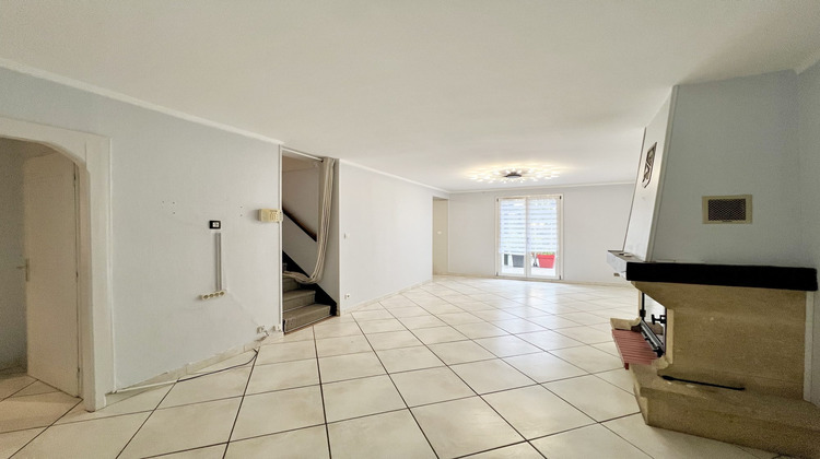 Ma-Cabane - Vente Maison Décines-Charpieu, 105 m²