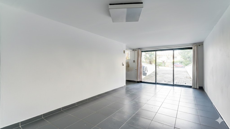 Ma-Cabane - Vente Maison DECINES-CHARPIEU, 100 m²