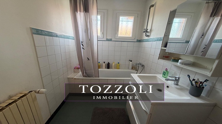 Ma-Cabane - Vente Maison DECINES-CHARPIEU, 85 m²