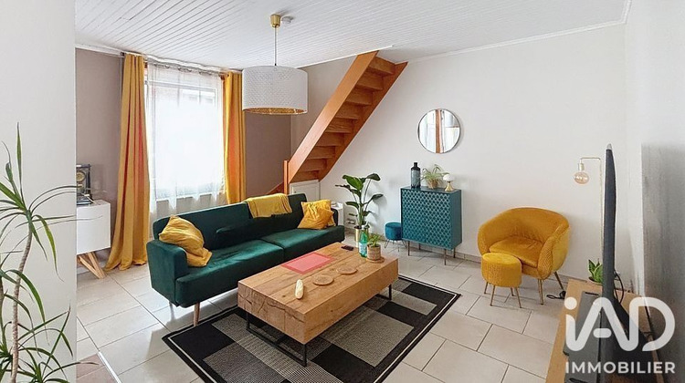 Ma-Cabane - Vente Maison Démuin, 211 m²