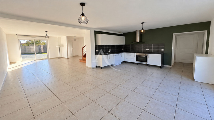 Ma-Cabane - Vente Maison DERVAL, 102 m²