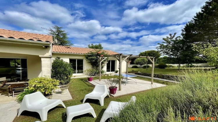 Ma-Cabane - Vente Maison Dirac, 209 m²