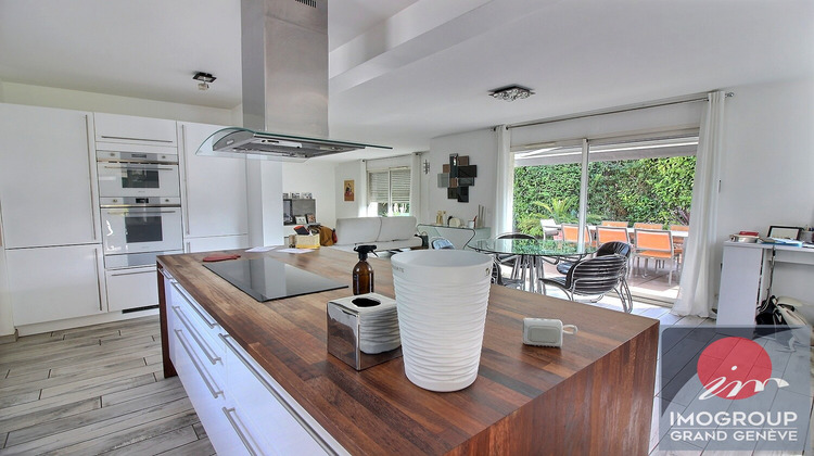 Ma-Cabane - Vente Maison DIVONNE-LES-BAINS, 146 m²