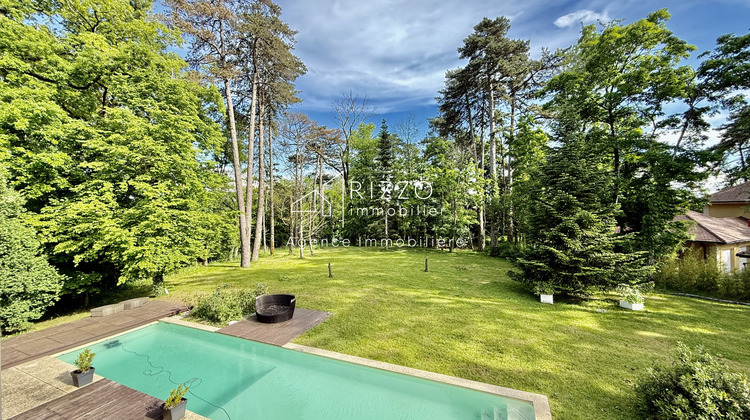 Ma-Cabane - Vente Maison Divonne-les-Bains, 302 m²