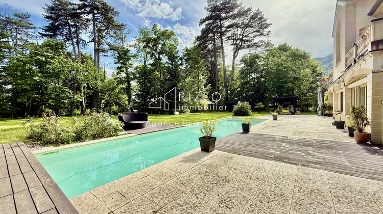 Ma-Cabane - Vente Maison Divonne-les-Bains, 302 m²