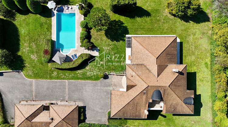 Ma-Cabane - Vente Maison Divonne-les-Bains, 418 m²